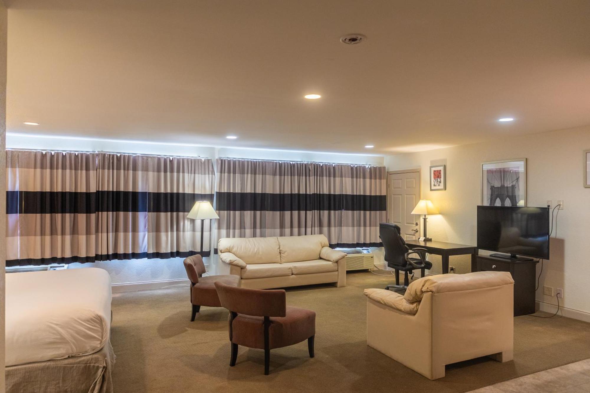 Cottonwood Suites Savannah Hotel & Conference Center Pooler Dış mekan fotoğraf